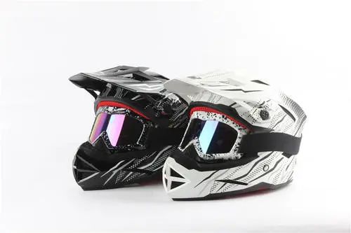 三線立式加工中心850plus機(jī)加工“頭盔模具”成新網(wǎng)紅，即將帶來(lái)一波新熱潮？(圖1)